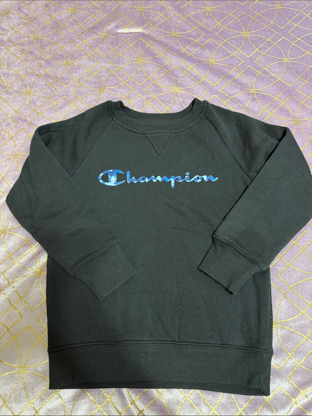 💥 KIDS Champion Black Crewneck Sweatshirt with Blue Camo-ish Logo